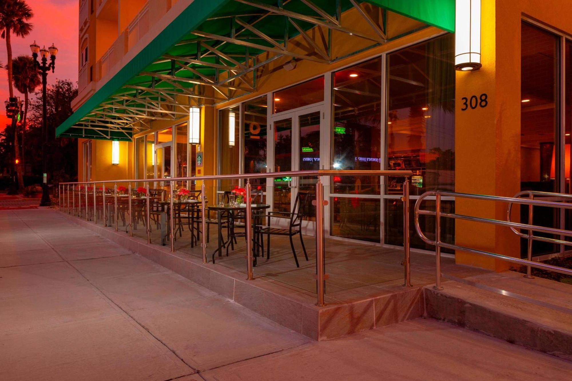 Courtyard By Marriott Deland Historic Downtown Hotel Kültér fotó